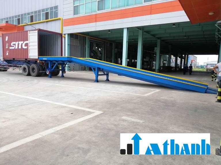 Hạng mục sản xuất, lắp đặt cầu dẫn xe nâng container