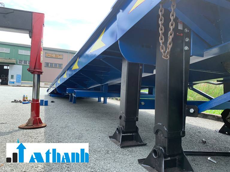 Cầu xe nâng lên container 3 khúc